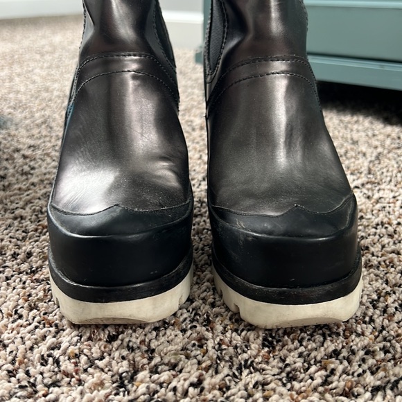 Fun Hunter boots with platform inside. - Picture 3 of 6